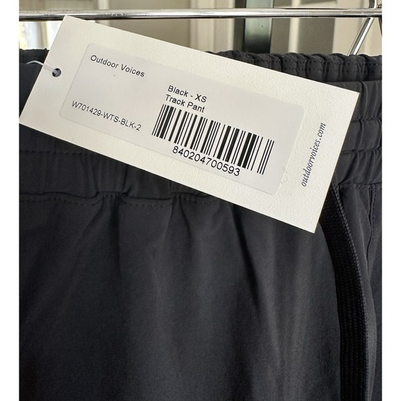 Outdoor Voices Track Pants Women XS Black Joggers Lightweight Nylon Spandex New - Picture 8 of 10
